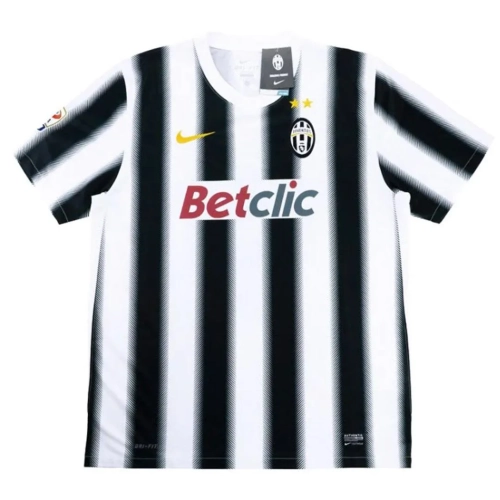 Juventus 11/12 Home Retro Jersey: Iconic Design & Classic Style