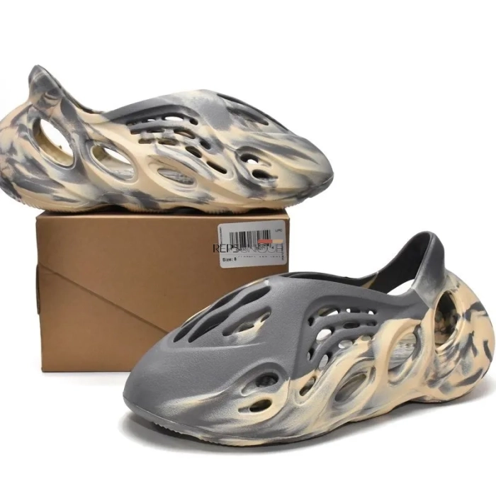 Yeezy Foam Runner MXT Moon Grey Stylish Slip On Sneakers