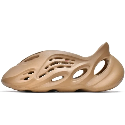 Yeezy Foam Runner Ochre Colorway Stylish and Comfortable Footwear